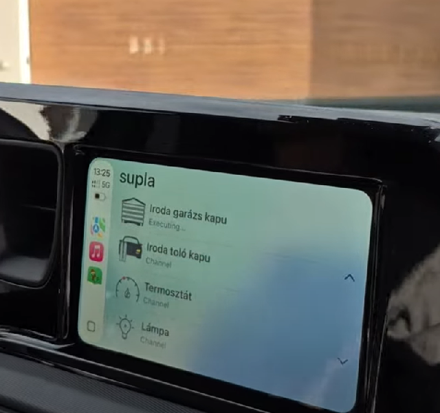 Műküdtesd motoros kapudat az autód infotainment rendszerén keresztül